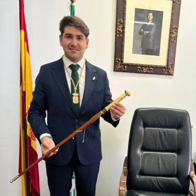 Jose-Carlos-Alcalde-de-huetor-santillan-IMG_0403-768x982